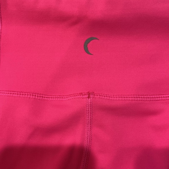 Zyia Hot Pink leggings size 4 with pockets - Picture 6 of 8